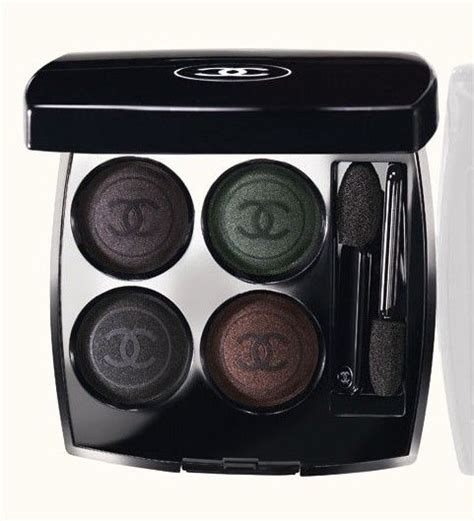 chanel quatuor 53|Quatuor Boutons De Chanel Les Folies Noires .